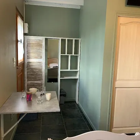 Panzió Le Clos Des 3 Pins Froberville